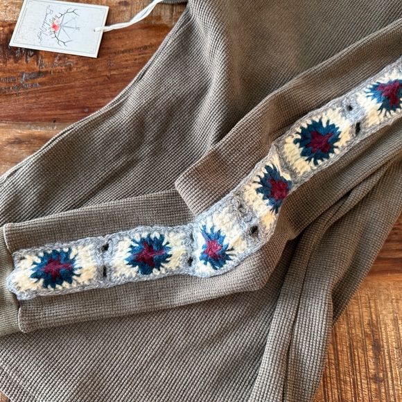 Boundless North Sweater Thermal Crochet Sleeves Boho Fairy Casual Green Large - Picture 5 of 6